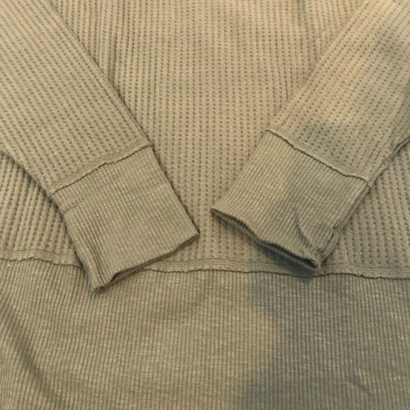 American Eagle Soft Bateau Neckline Tee NWT - Picture 2 of 6